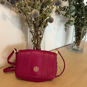 Tory Burch hot pink crossbody bag